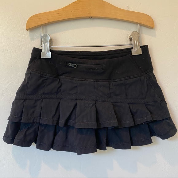 Ivivva Set The Pace Black Skirt - Picture 3 of 7